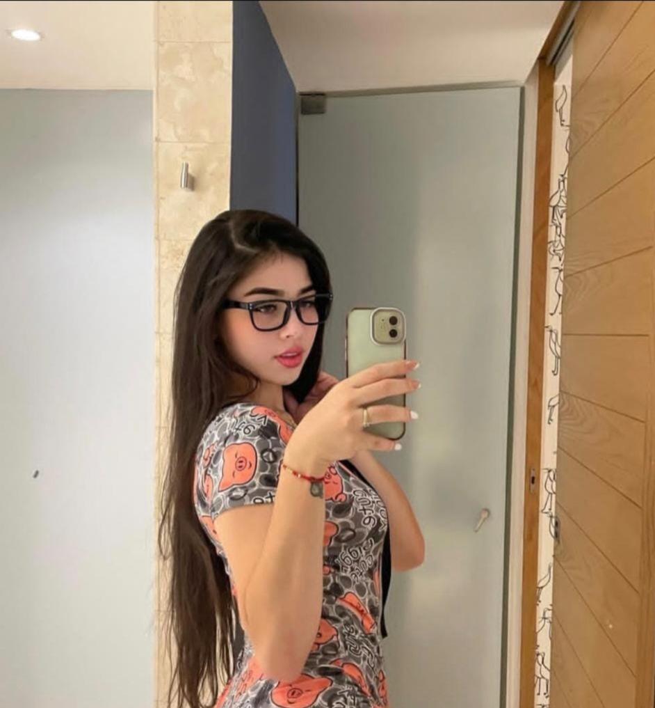 Chica busca chico en Tenerife: 