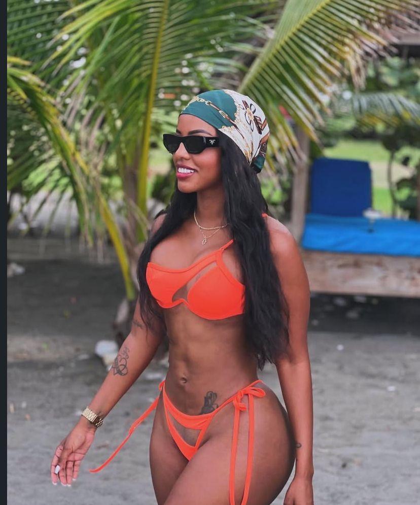 Chica busca chico en Granada: 