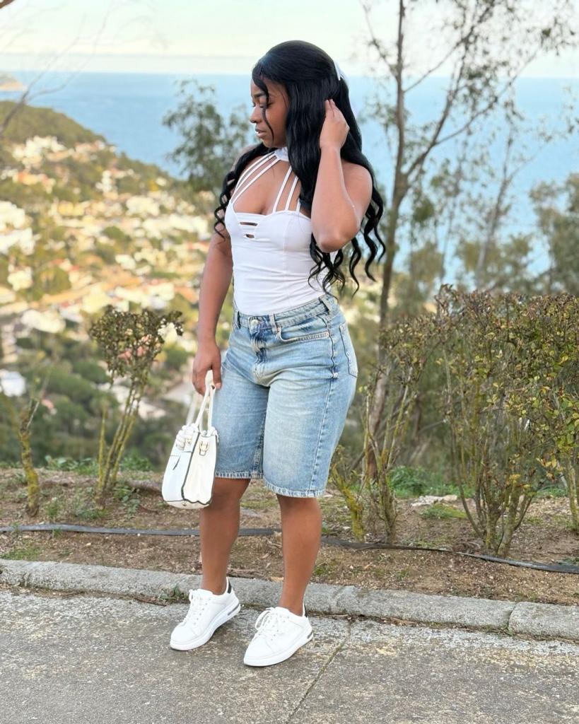 632352009: Chica busca chico en Gerona