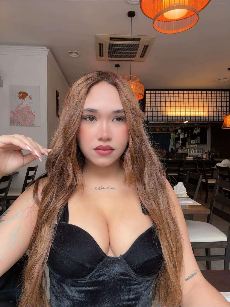 613217868: Chica busca chico en Málaga