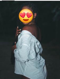 610605706: Chica busca chico en Cádiz