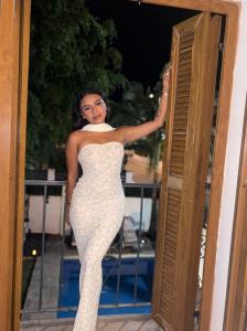 666194079: Chica busca chico en Málaga