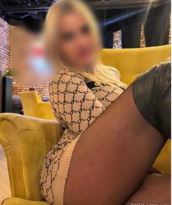 632153529: Chica busca chico en Murcia