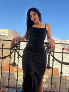 742086657: Chica busca chico en Madrid