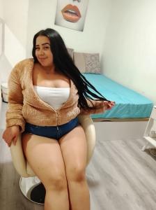 622375538: Chica busca chico en Barcelona