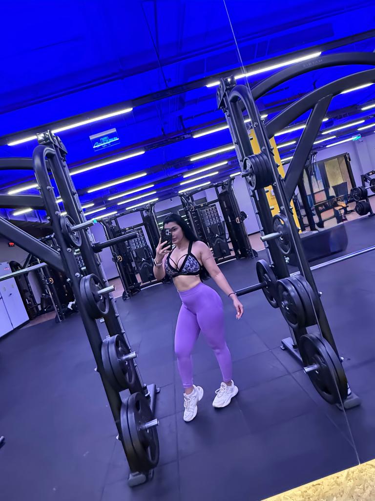 Chica busca chico en Huesca: 