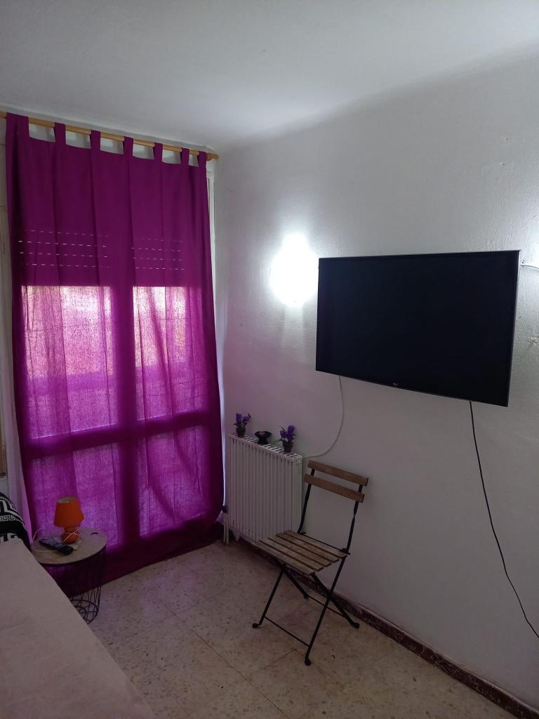 672863845:  en Barcelona