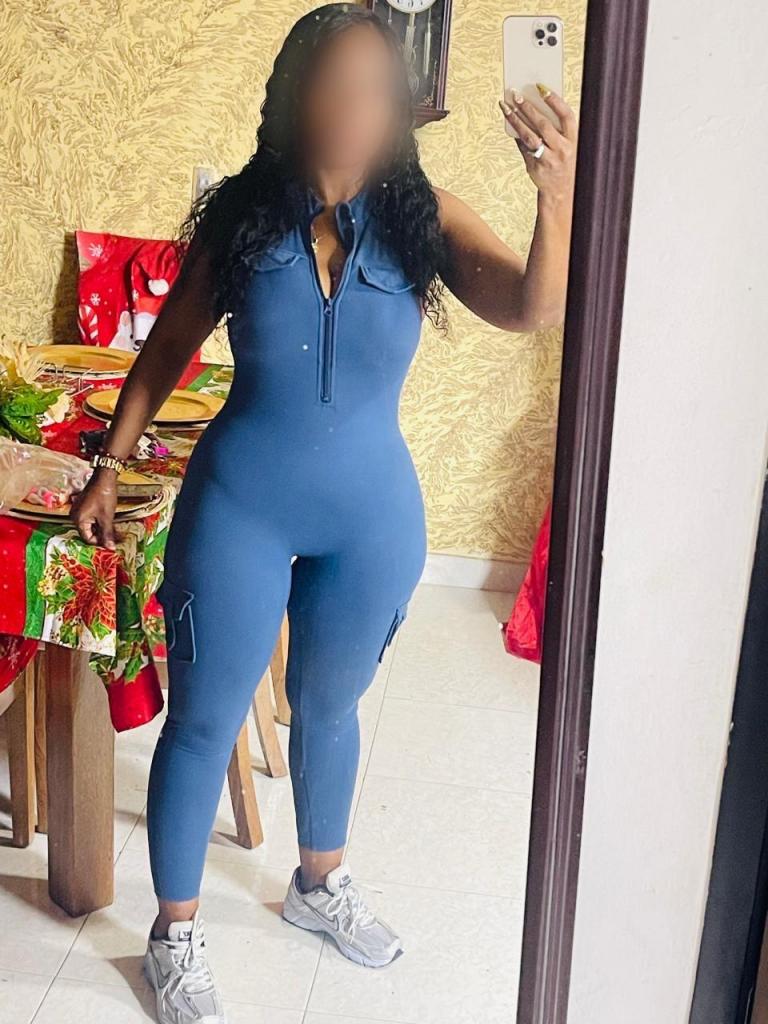 612548870: Chica busca chico en Alicante