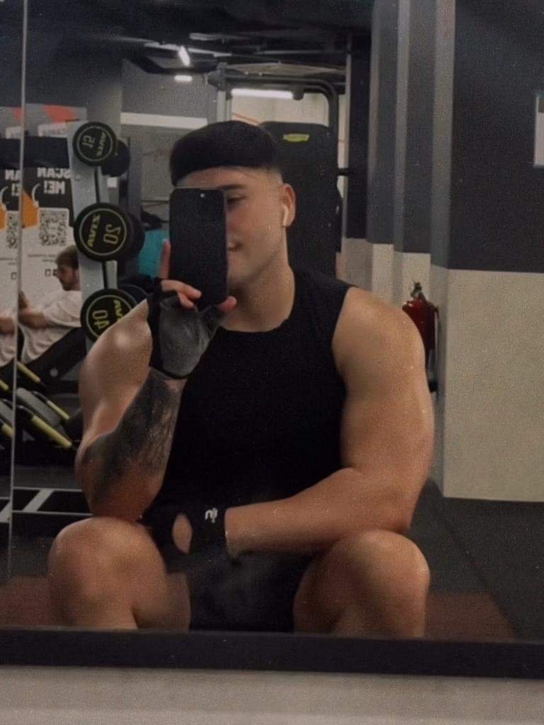 Chico busca chica en Murcia: 