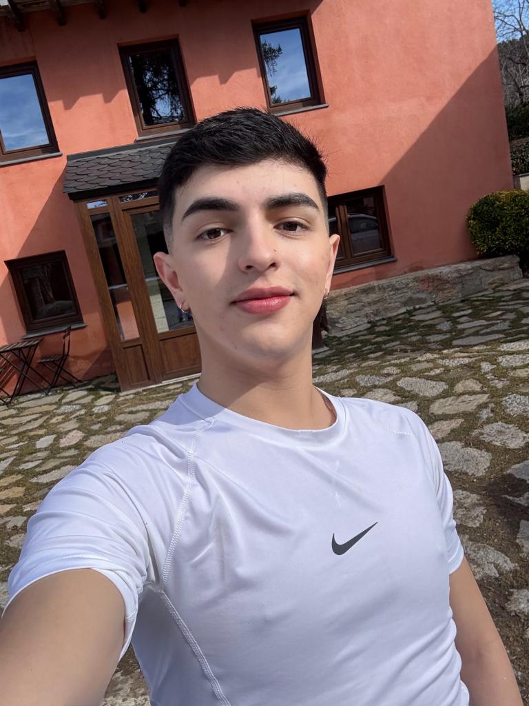 Chico busca chica en Barcelona: Chico busca chica