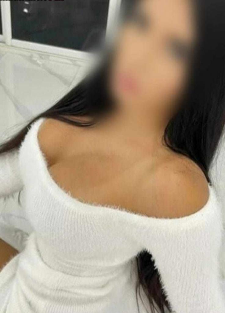 644926648: Chica busca chico en Murcia