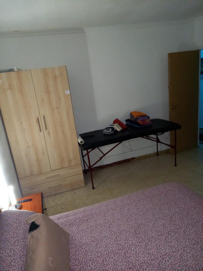 672863845:  en Barcelona