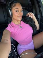 631217333: Chica busca chico en Gerona