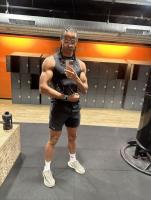 664703850: Chico busca chica en Madrid