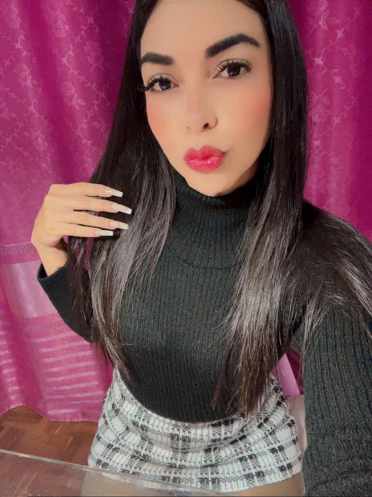 641233567: Chica busca chico en Madrid