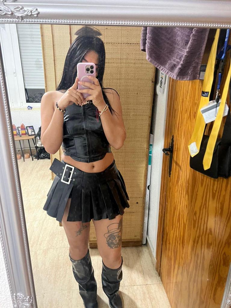 623318978: Chica busca chico en Murcia