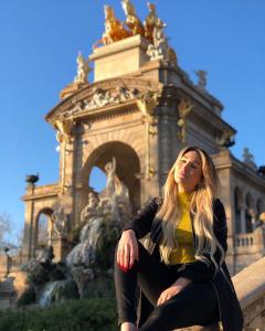 697927502: Transexual en Barcelona