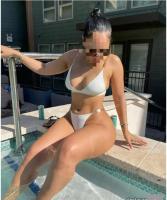 613746909: Chica busca chico en Tenerife