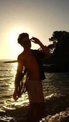 631270241: Chico busca chica en Mallorca