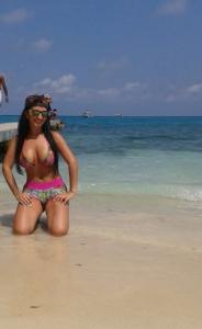 613288094: Chica busca chico en Alicante