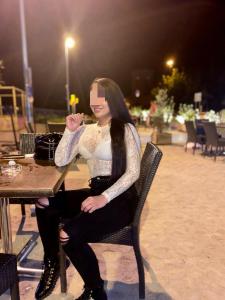 624986322: Chica busca chico en Zaragoza