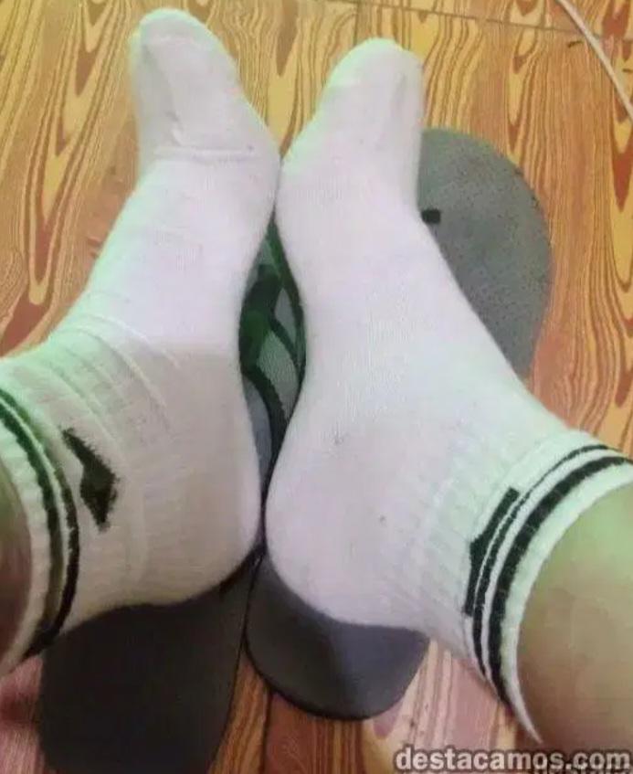 613989384: Chico busca chica en La Coruña