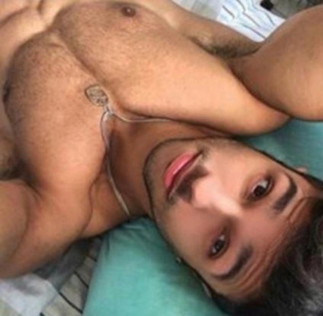 Chico busca chica en Granada: 