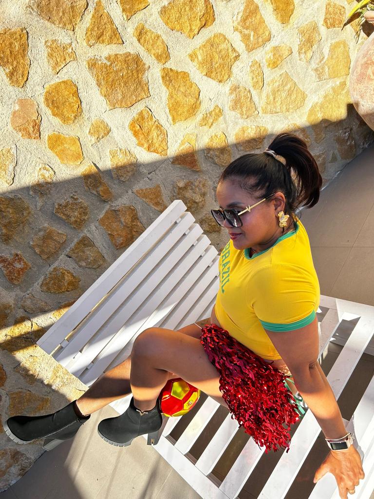 614206342: Chica busca chico en Valencia