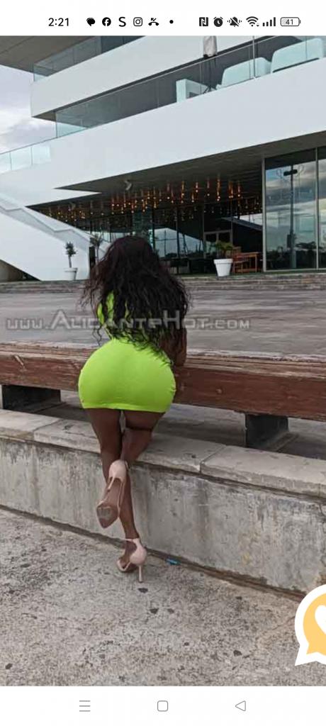 624746421: Chica busca chico en Valencia