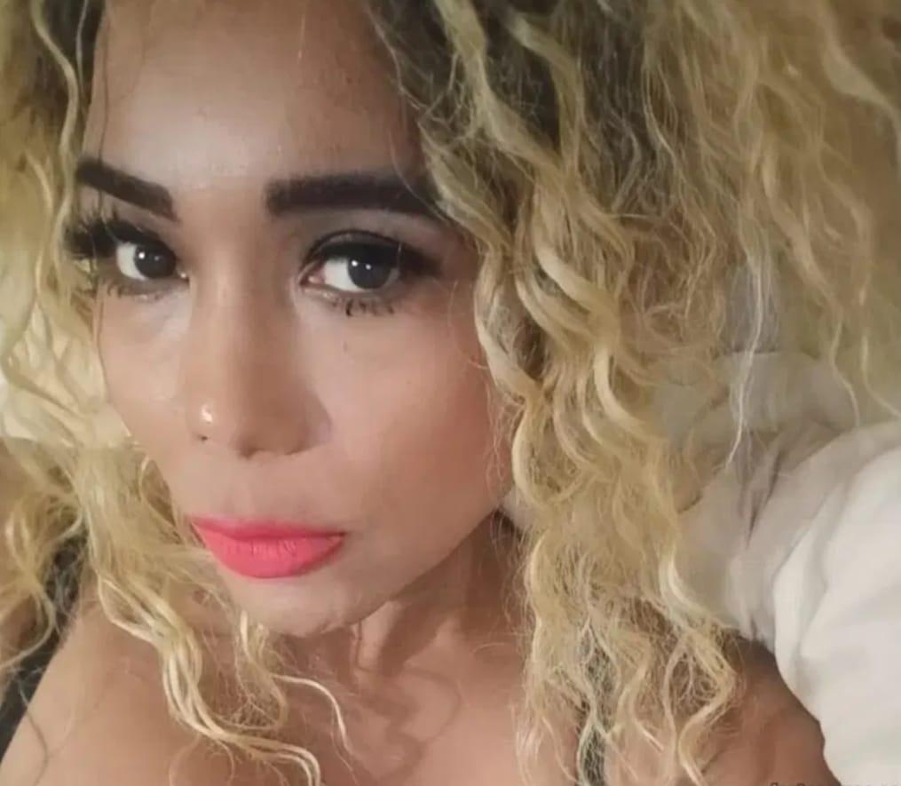 641704875: Transexual en Albacete