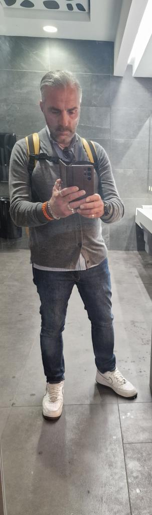 622687452: Chico busca chica en Granada