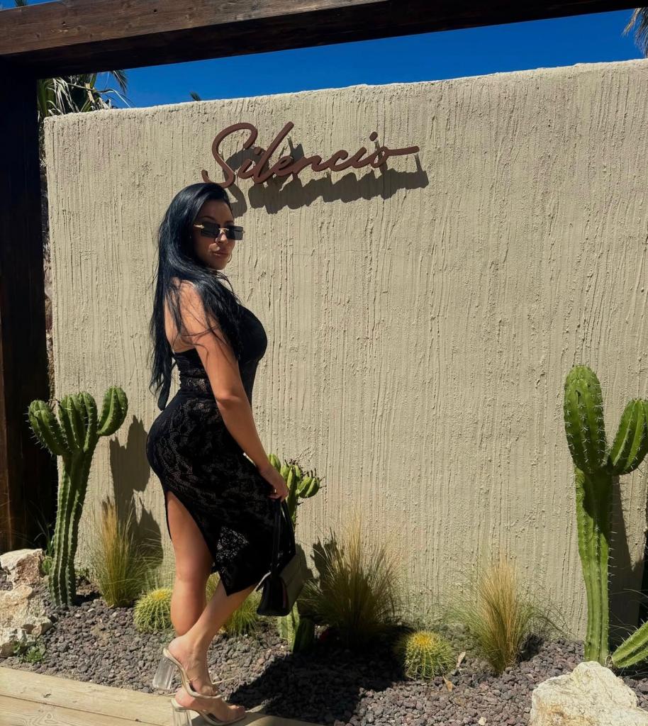 673581494: Chica busca chico en Málaga