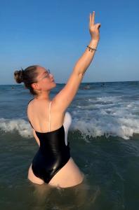 641050294: Chica busca chico en Murcia