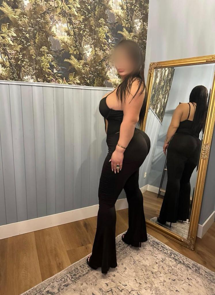 624763201: Chica busca chico en Pontevedra