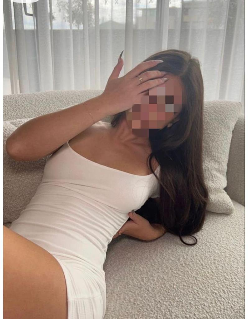 Chica busca chico en Barcelona: 