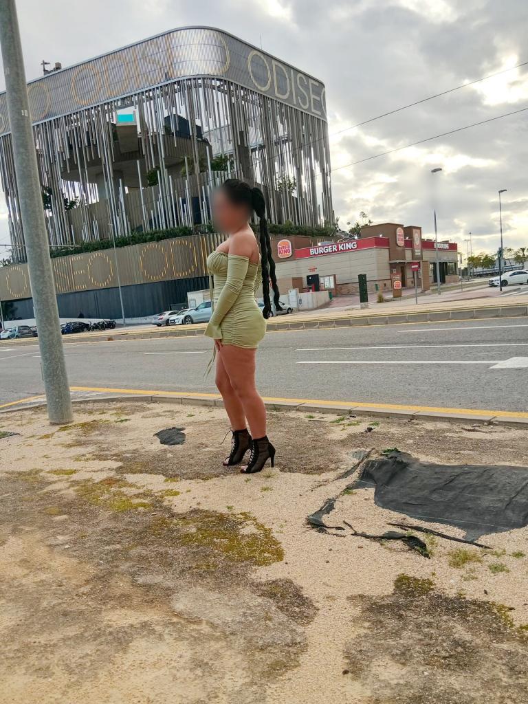 672503995: Chica busca chico en Murcia