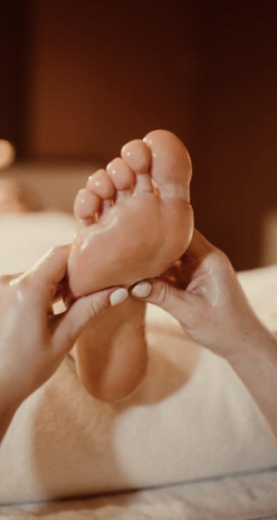 631545439: Chica busca chico en Lérida