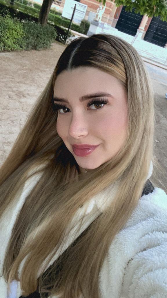 Chica busca chico en Sevilla: 