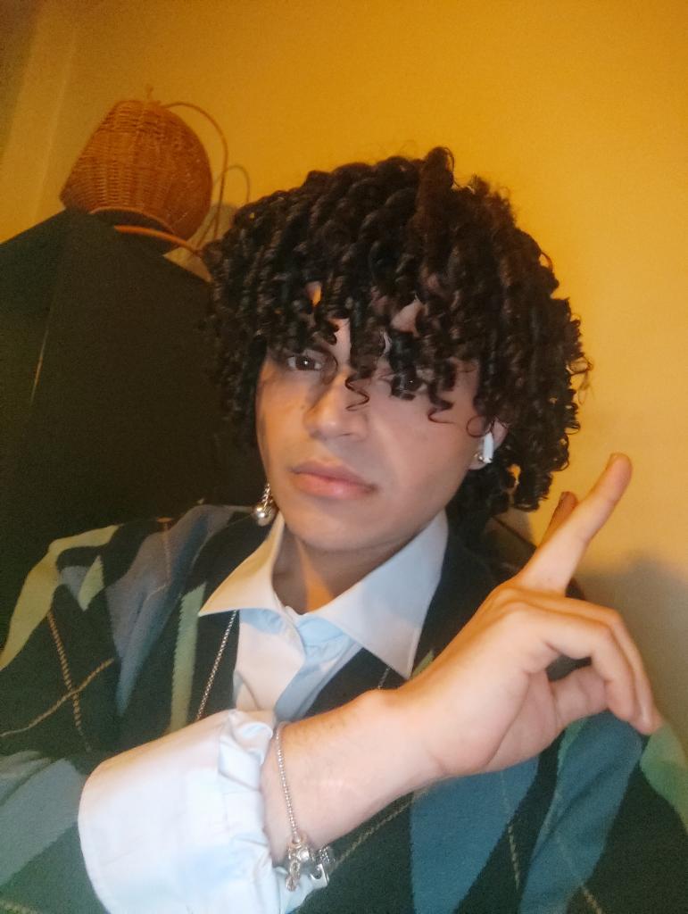 642404389: Chica busca chico en Cádiz