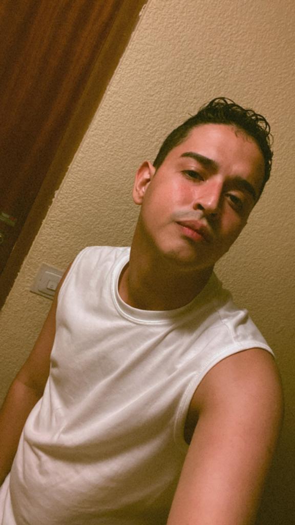 Chico busca chica en Almería: 