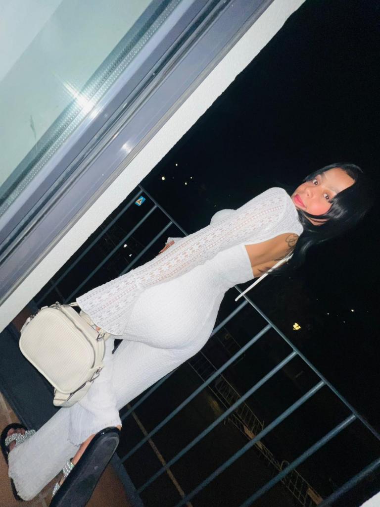 634387930: Chica busca chico en Madrid