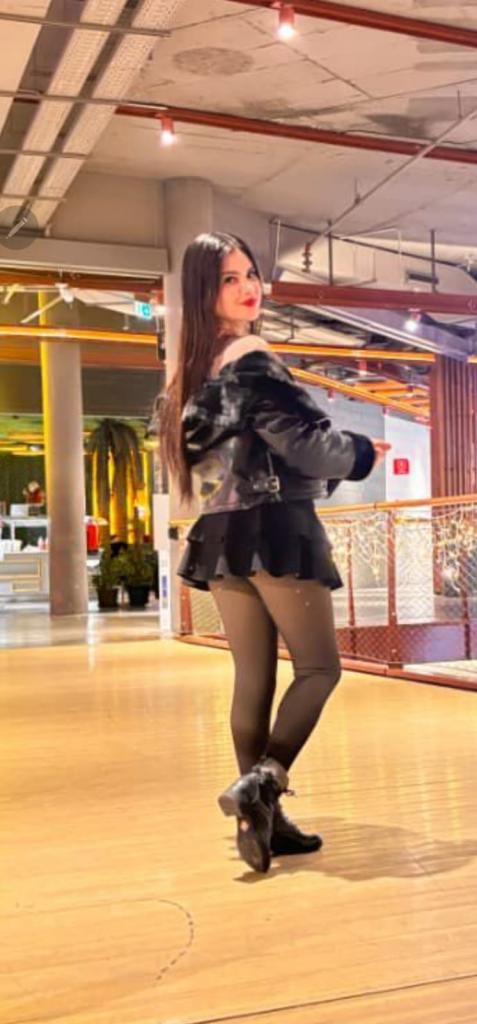 Chica busca chico en Toledo: Chica busca chico