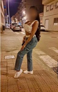 613795471: Chica busca chico en Las Palmas