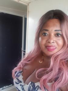 624917049: Chica busca chico en Barcelona