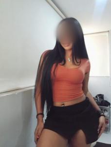 632686102: Chica busca chico en Gerona