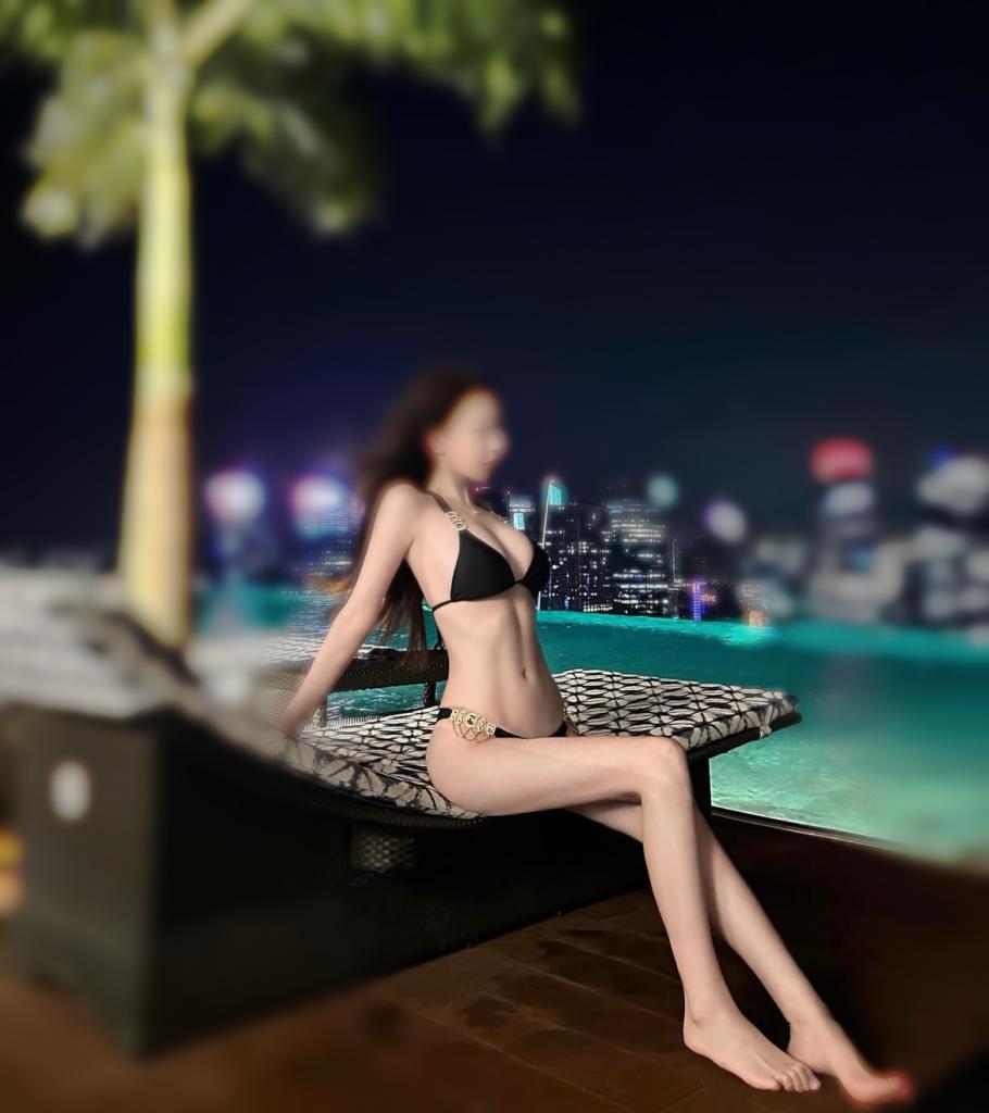 602184346: Chica busca chico en Barcelona