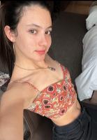 613256649: Chica busca chico en Tarragona