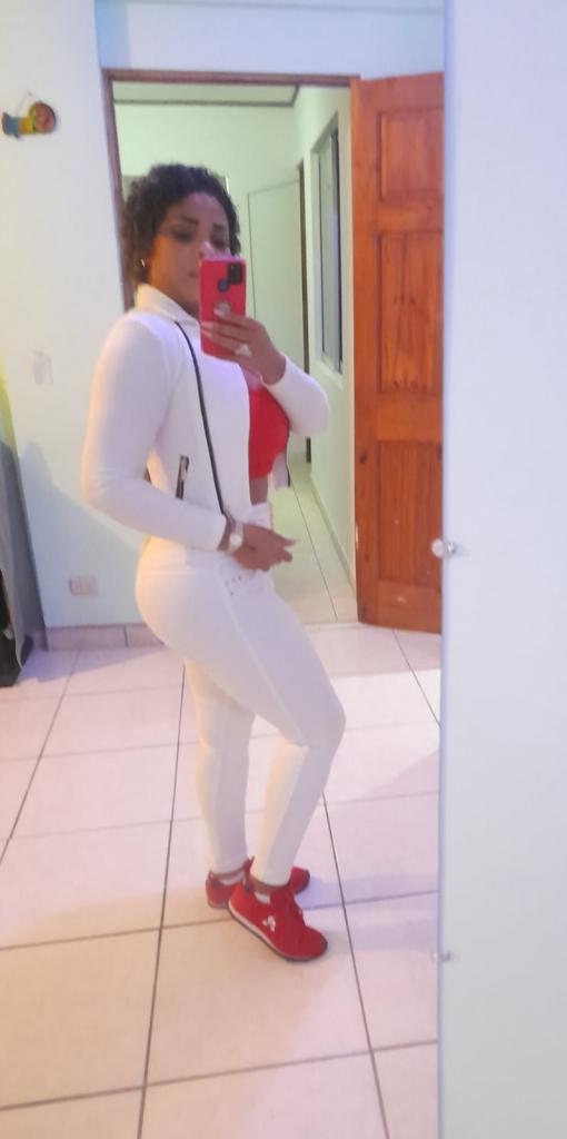 640042803: Chica busca chico en La Coruña