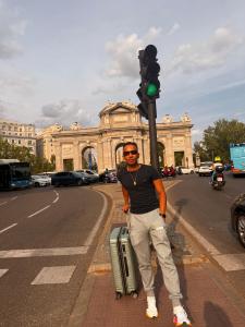 Chico busca chica en Madrid: 