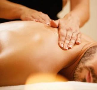 654685358: Chica busca chico en Barcelona